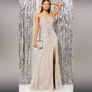 NWT $349 GB Gianni Bini Sparkling Platinum Prom Dress Stunning Size 3 Elegant